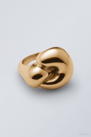 Weekday Bold Ring Golden | NRVA0557