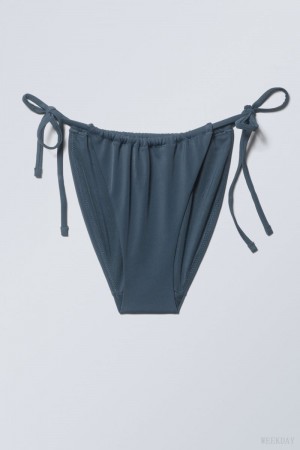 Weekday Breeze String Bikini Bottoms Navy | BBOJ6053