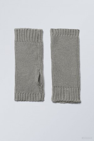 Weekday Hanna Wrist Warmer Grey | RMBU9825