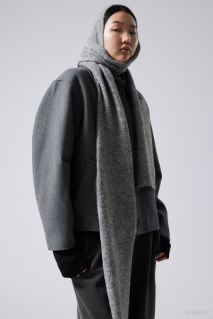 Weekday Hood Scarf Grey | QAOT4007