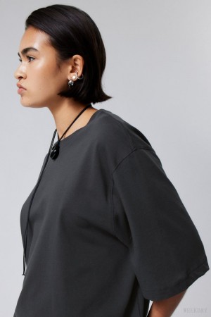 Weekday Loose Oversized Fit T-shirt Black | SXTP2127