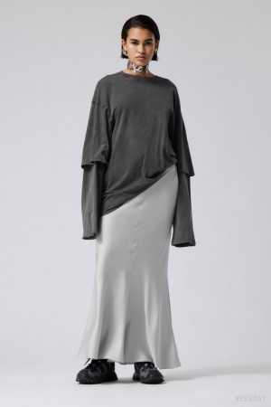 Weekday Paige Satin Long Skirt Light Grey | WCWT2983