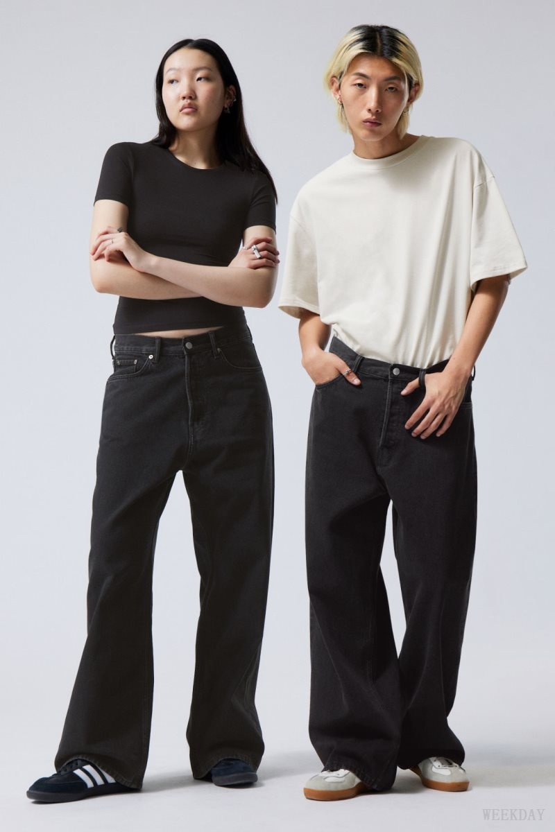 Weekday Astro Loose Baggy Jeans Black | IIDW7882