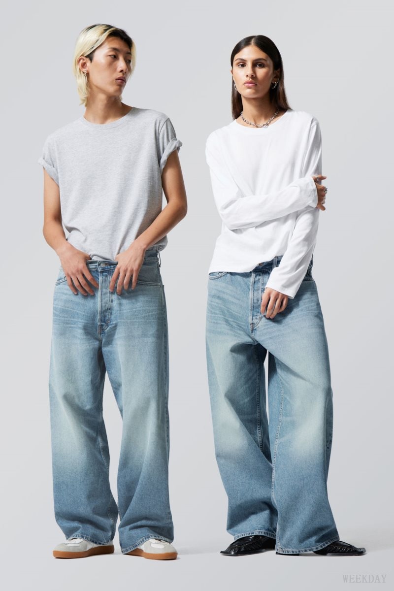 Weekday Astro Loose Baggy Jeans Blue | EIAX1475