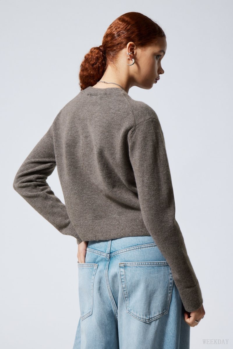 Weekday Ayla Sweater Dark Mole | IPGP6077