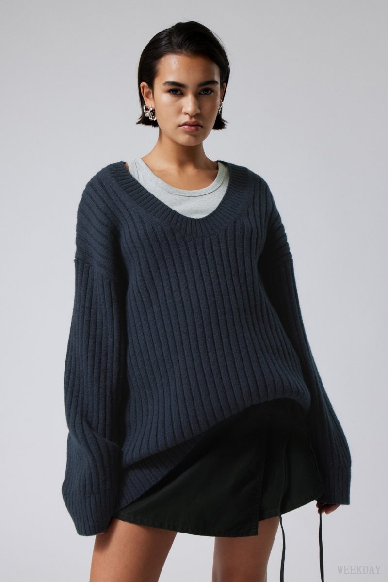 Weekday Eden Oversized Wool Blend Sweater Navy | TYLW3185