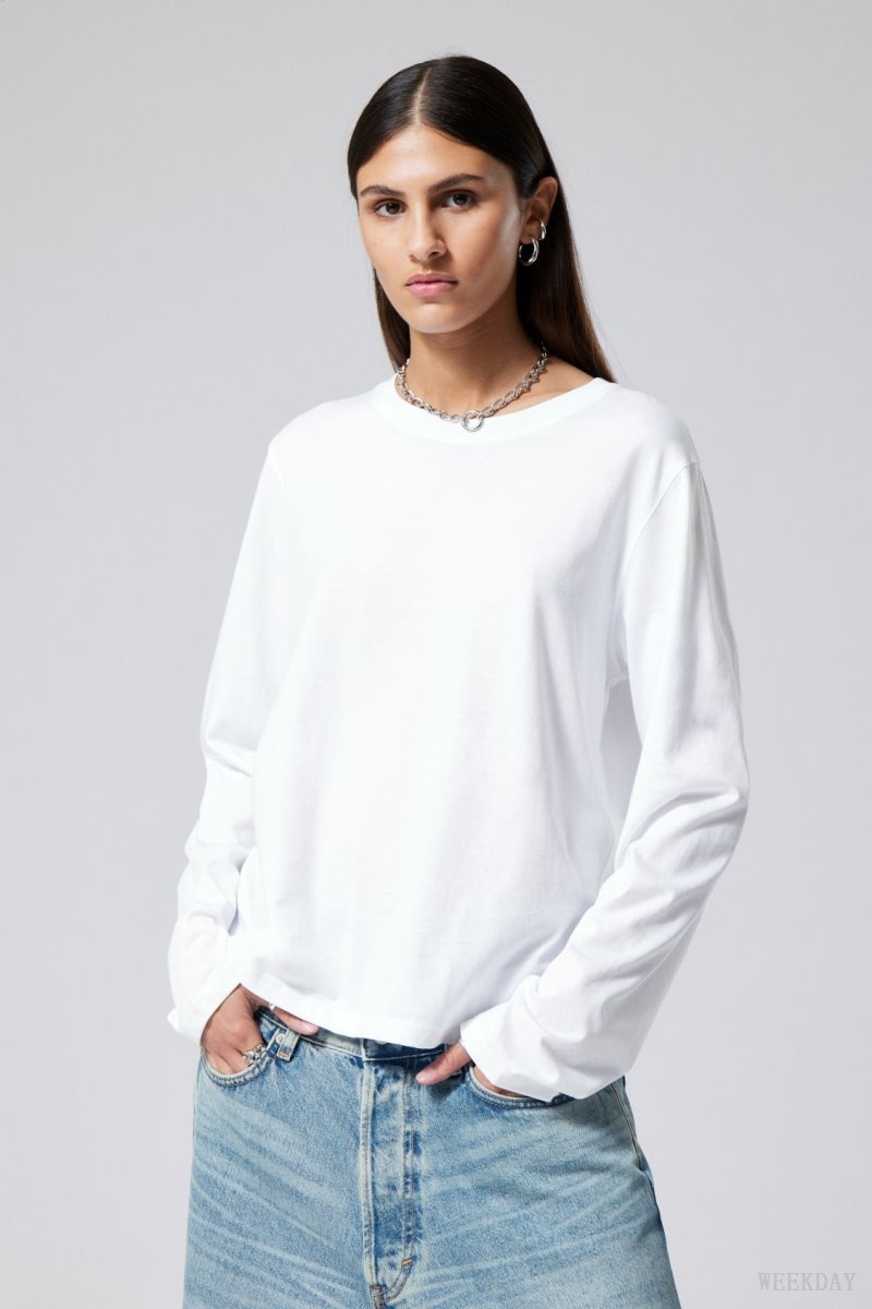 Weekday Essence Standard Long Sleeve White | CREZ9062