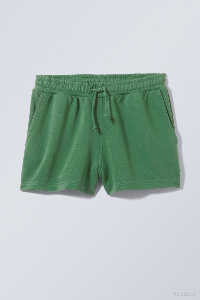 Weekday Essence Standard Sweatshorts Green | OYAF5993