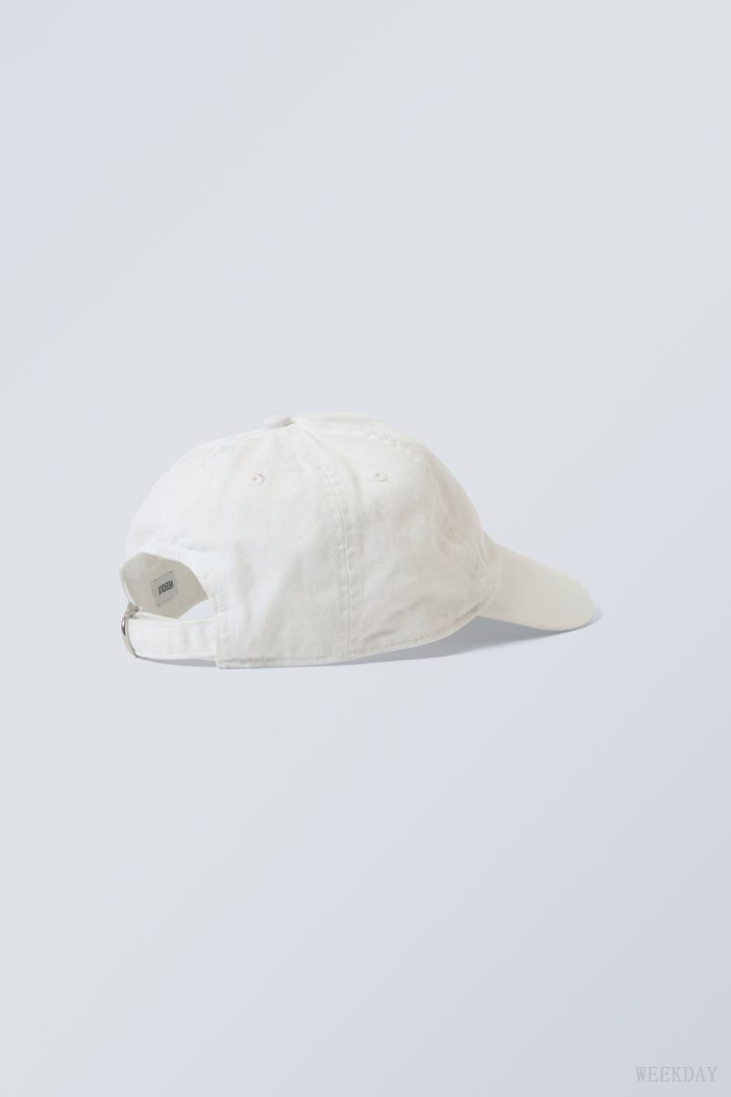 Weekday Essential Embroidery Cap White | LGKA5054