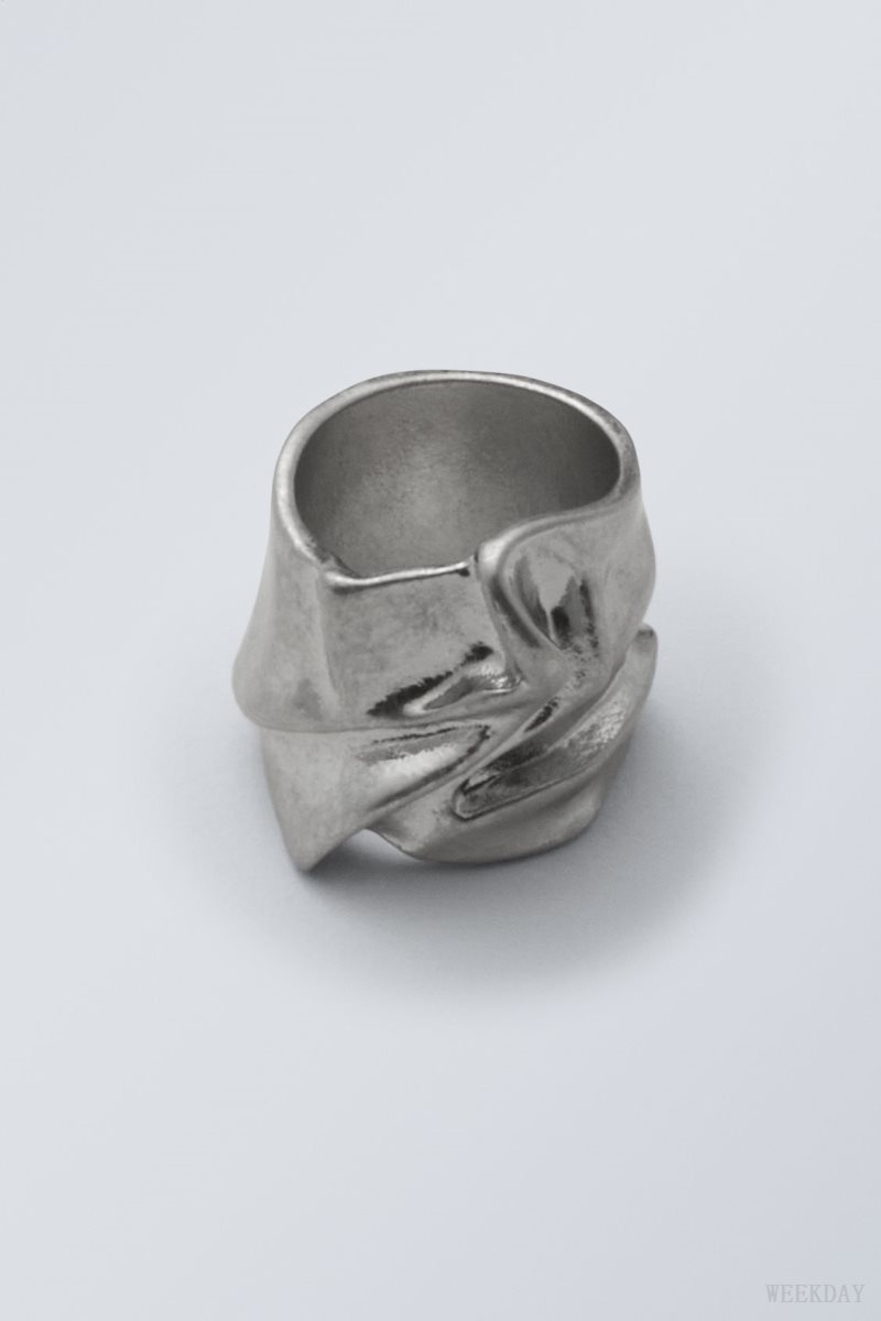 Weekday Ivy Crinkled Ring Silver | QYUA3146