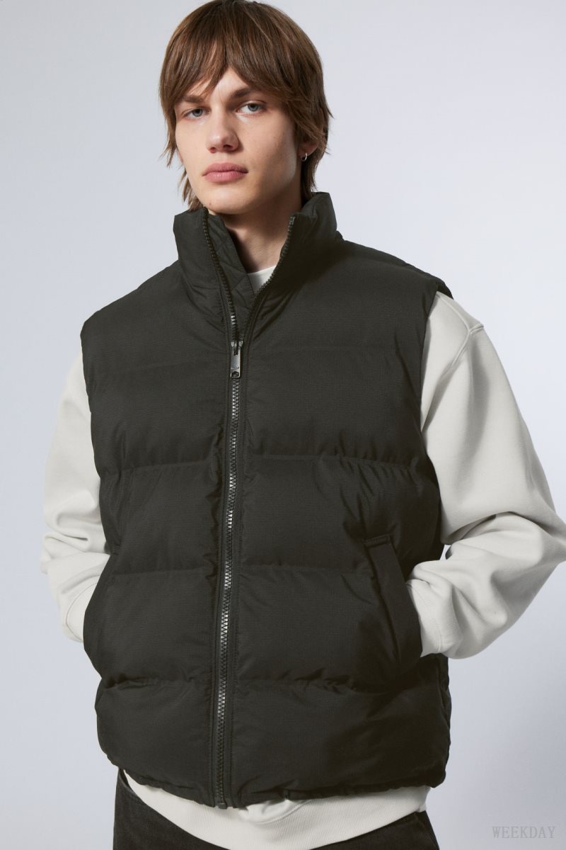 Weekday Kip Puffer Vest Black | PNHC9697