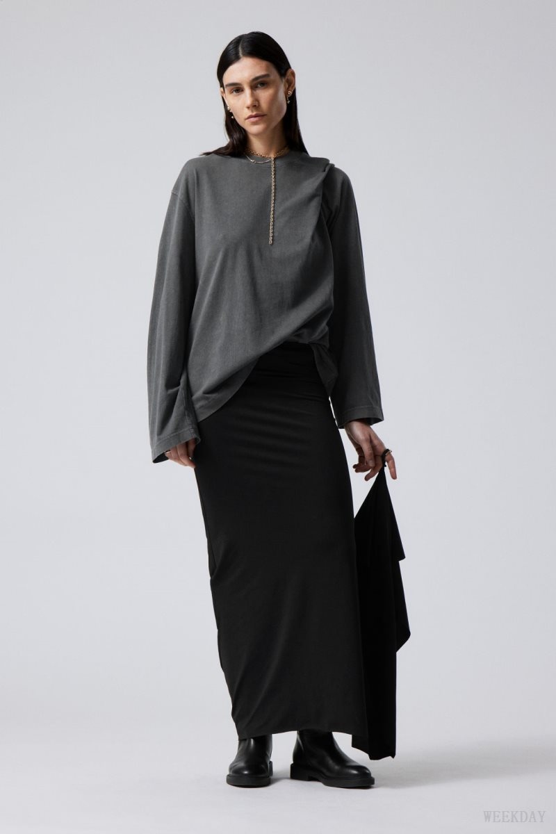 Weekday Long Asymmetric Drape Skirt Black | CAGD4181