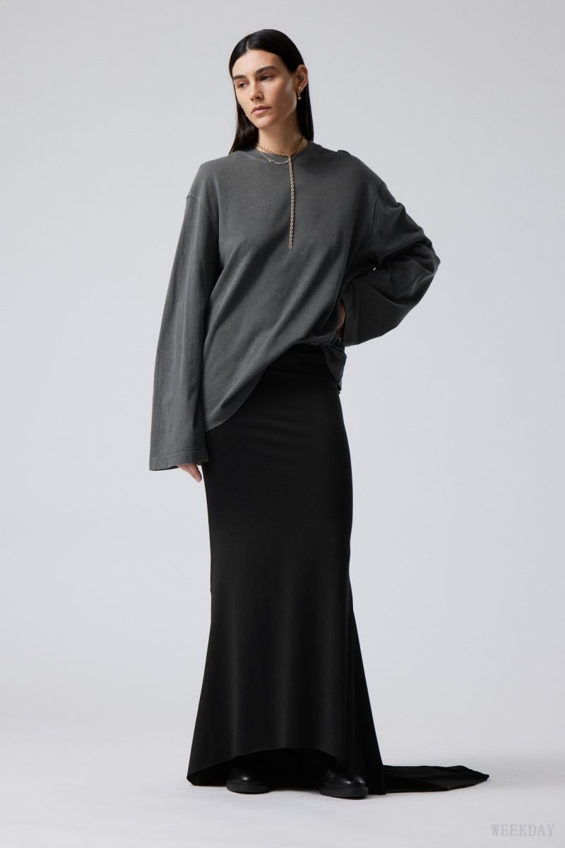 Weekday Long Asymmetric Drape Skirt Black | CAGD4181