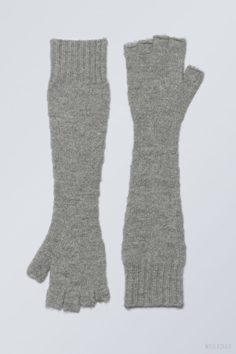 Weekday Long Knitted Gloves Grey | IMSA4843