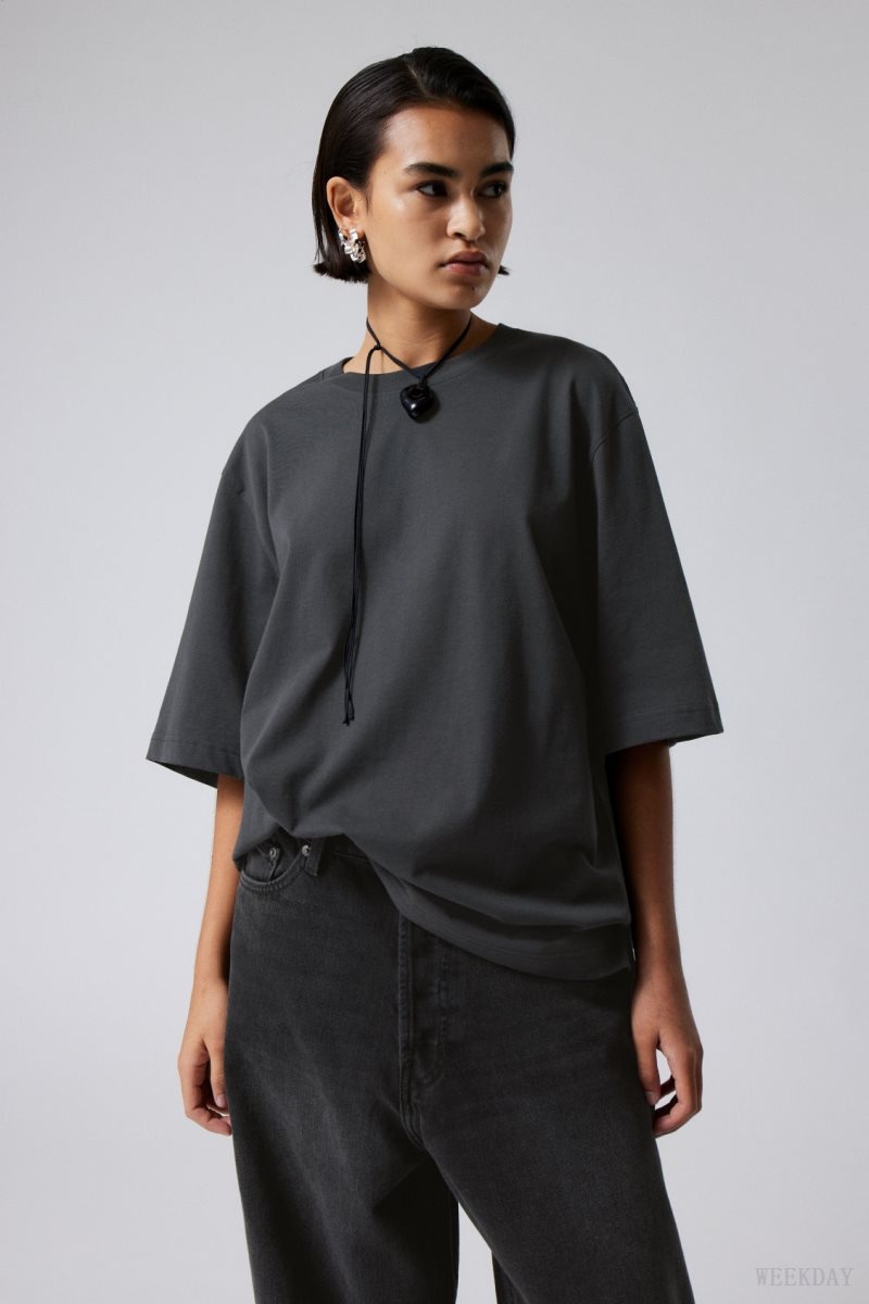 Weekday Loose Oversized Fit T-shirt Black | SXTP2127