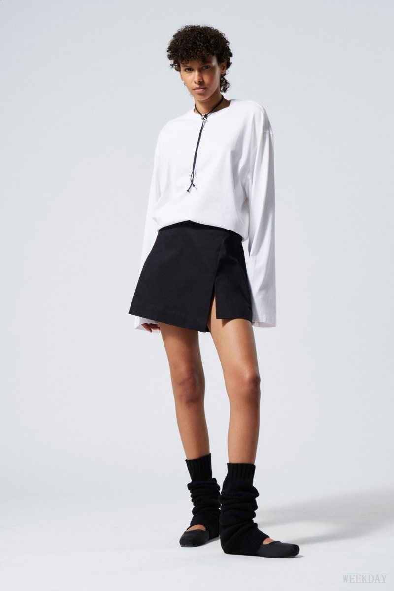 Weekday Mel Mini Skirt Black | EQLJ1341