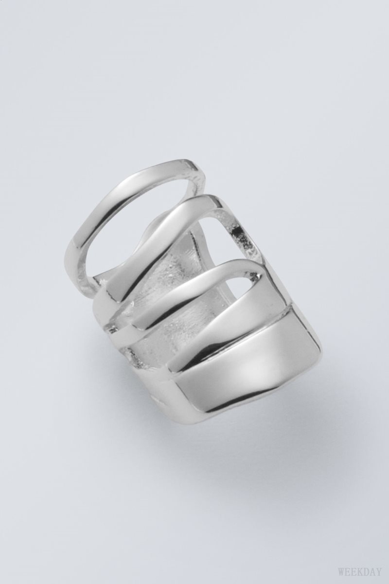 Weekday Motion Ring Silver | UPGU7947