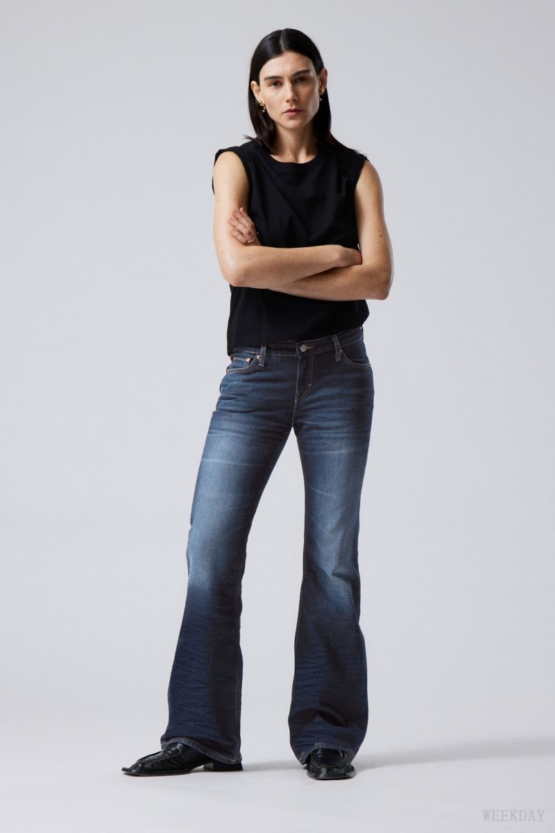 Weekday Nova Low Bootcut Wrinkle Jeans Blue | JGOK2948