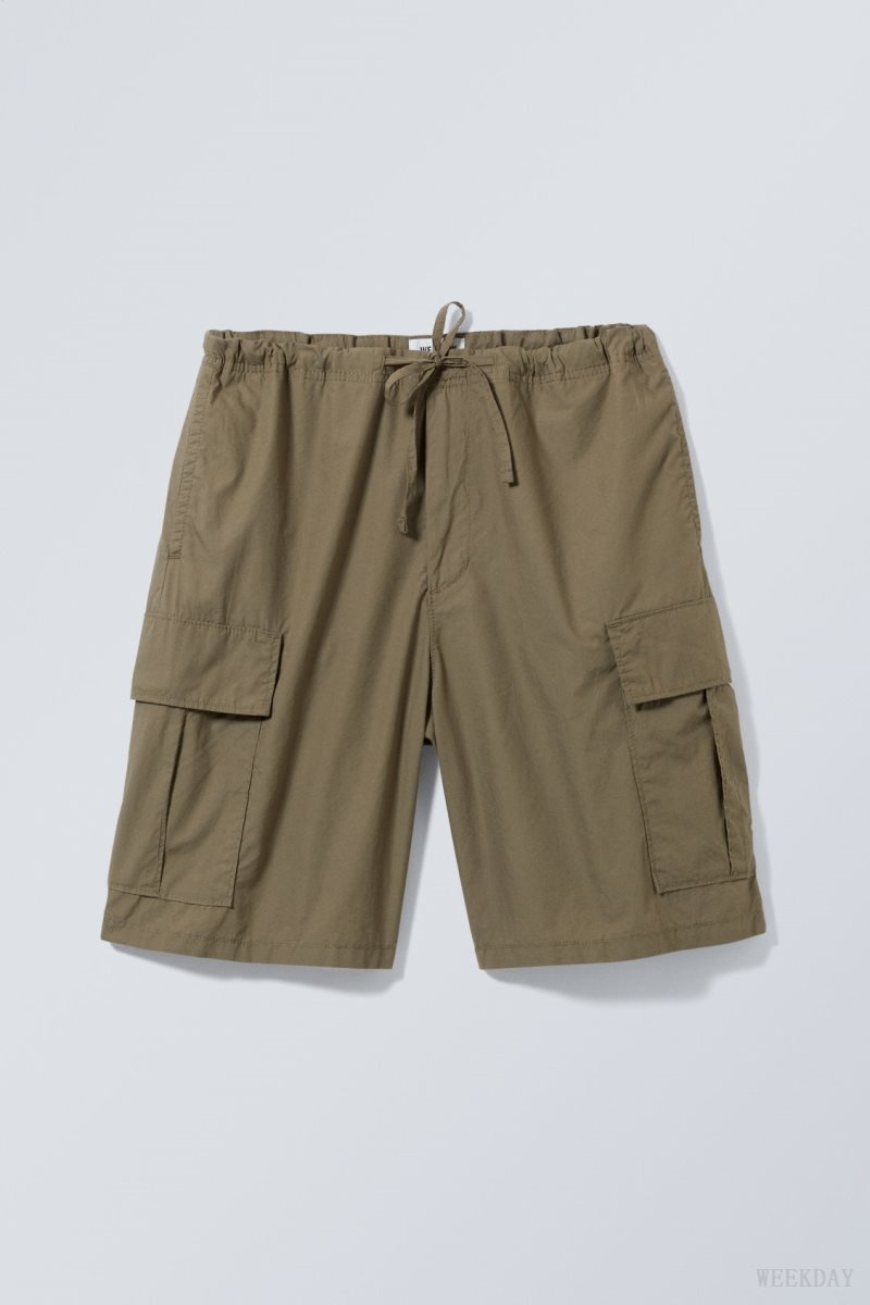 Weekday Parachute Loose Cargo Shorts Khaki | QAAE5612