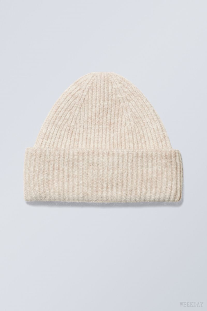 Weekday Pow Beanie Beige | HSUJ2496