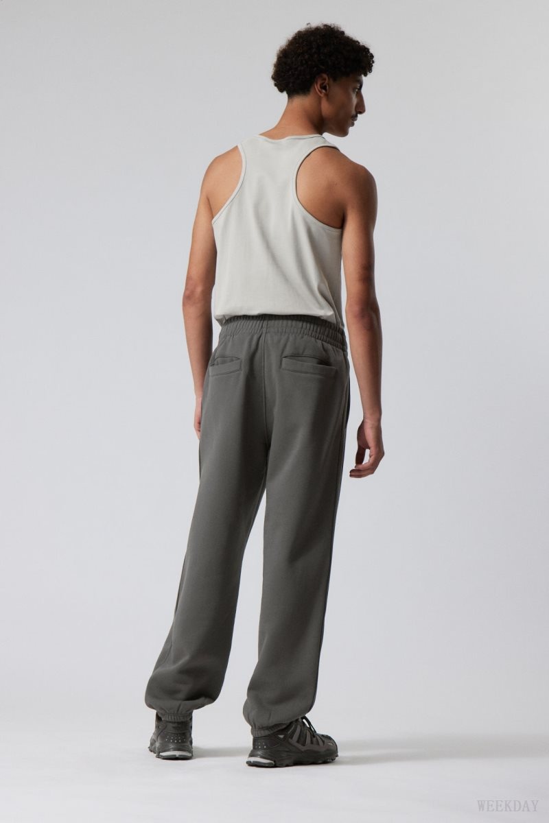 Weekday Relaxed Heavy Sweatpants Dark Grey | FEVB2216