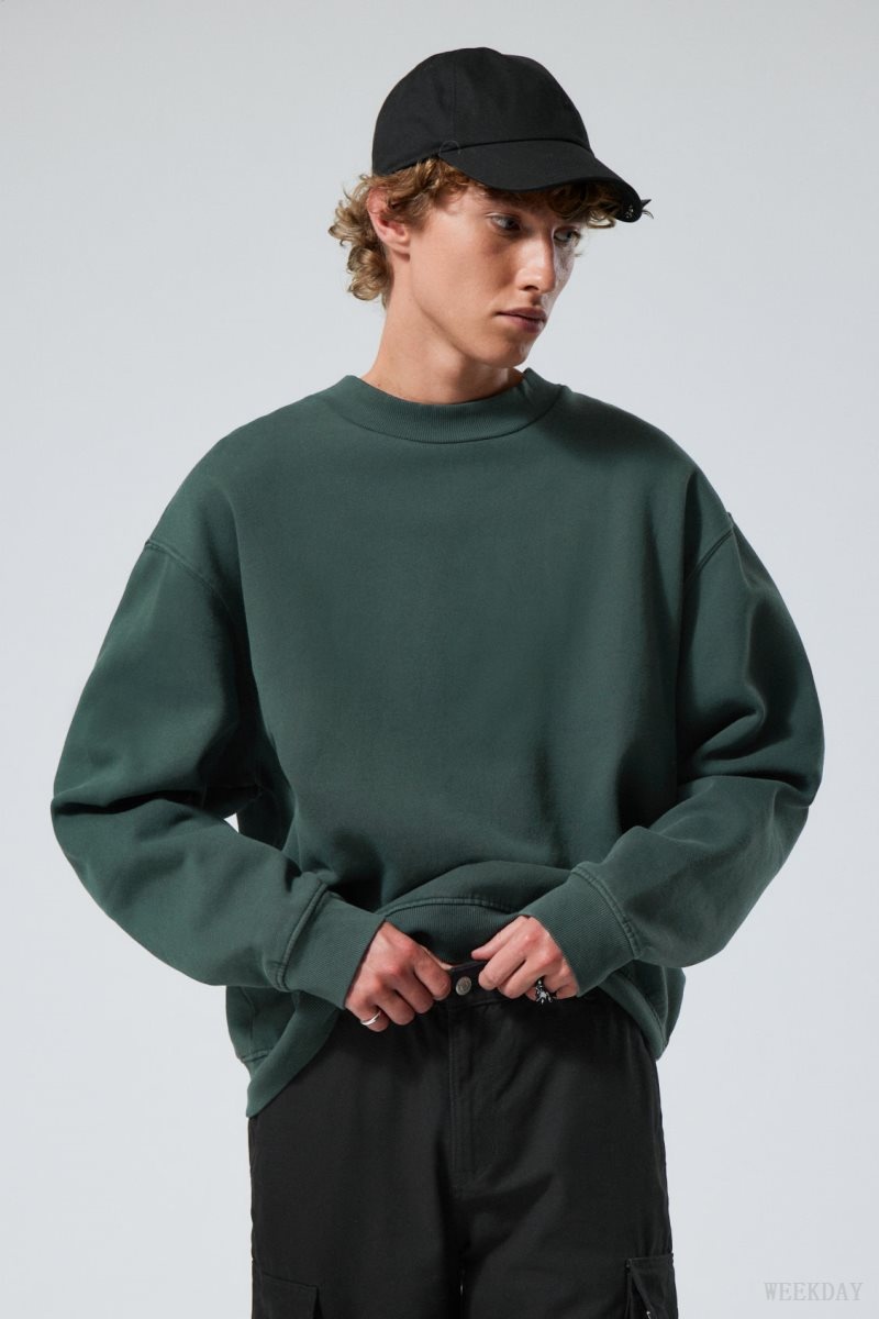 Weekday Relaxed Heavyweight Sweatshirt Dark Green | EPPJ2857