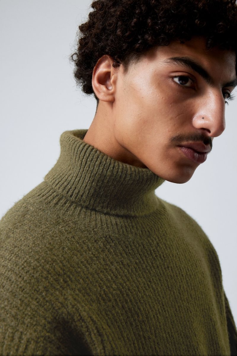 Weekday Renzo Relaxed Wool Blend Turtleneck Khaki Green | DVYU3908