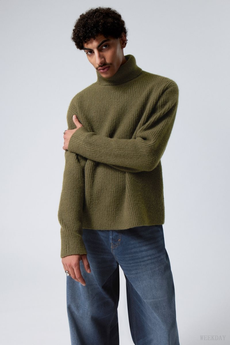 Weekday Renzo Relaxed Wool Blend Turtleneck Khaki Green | DVYU3908