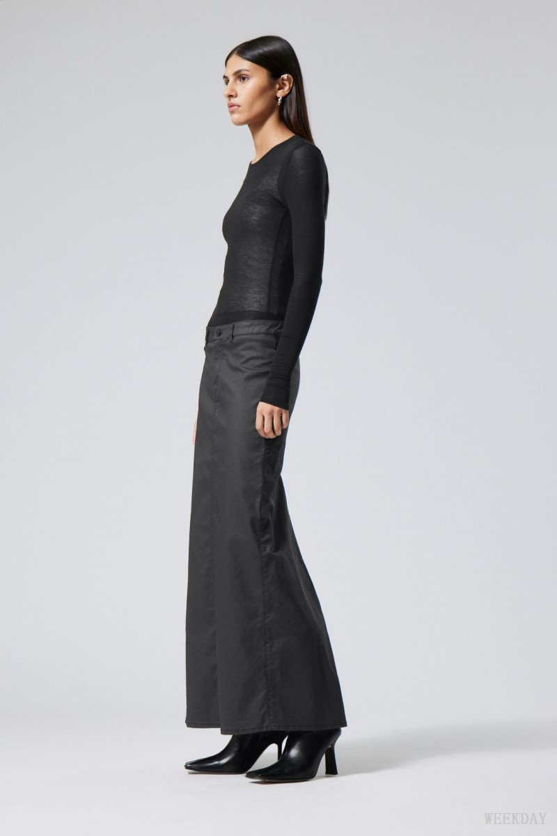 Weekday Rose Coated Maxi Skirt Black | ECVH2286