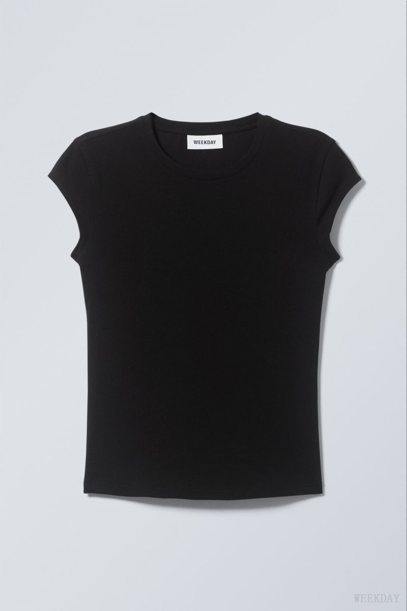 Weekday Slim Fitted Top Black | JLLG5142