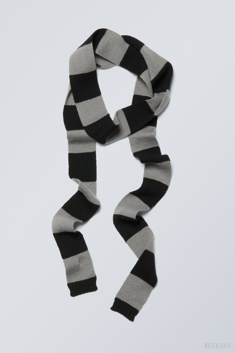 Weekday Slim Scarf Black / Grey | BBRQ3442