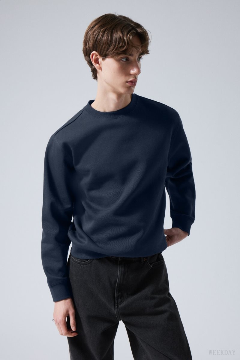 Weekday Standard Midweight Sweatshirt Navy | LWPT3794