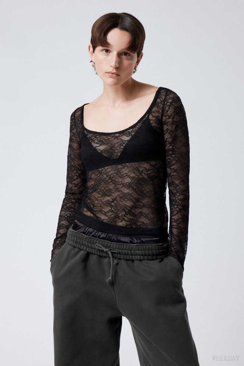 Weekday Tea Scooped Lace Longsleeve Black | BTKV1875