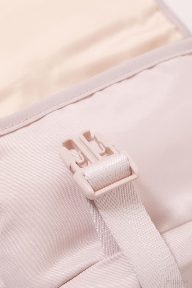 Weekday Tiny Messenger Bag Pink | KCLL7997