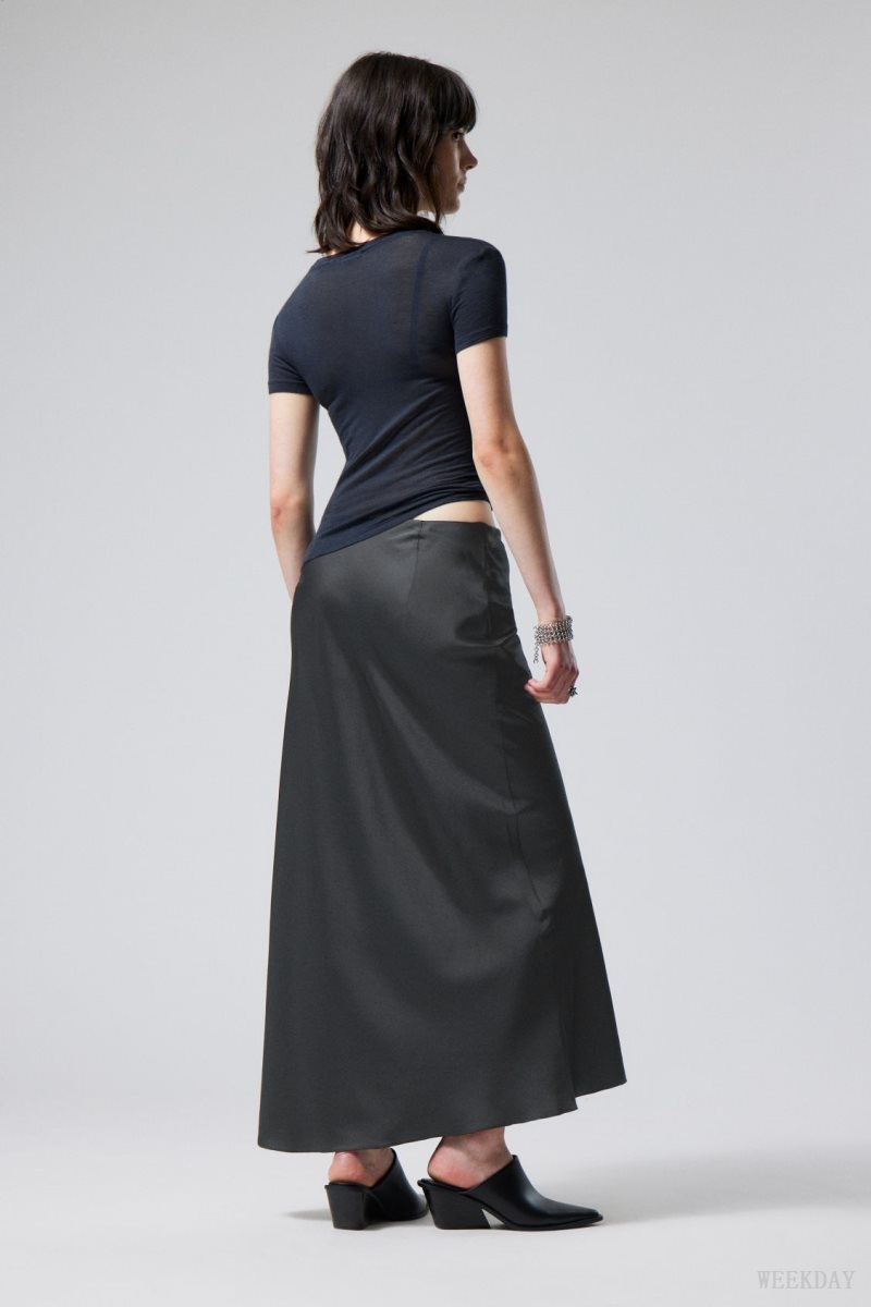 Weekday Trace Pull On Satin Skirt Black | BTPC6668