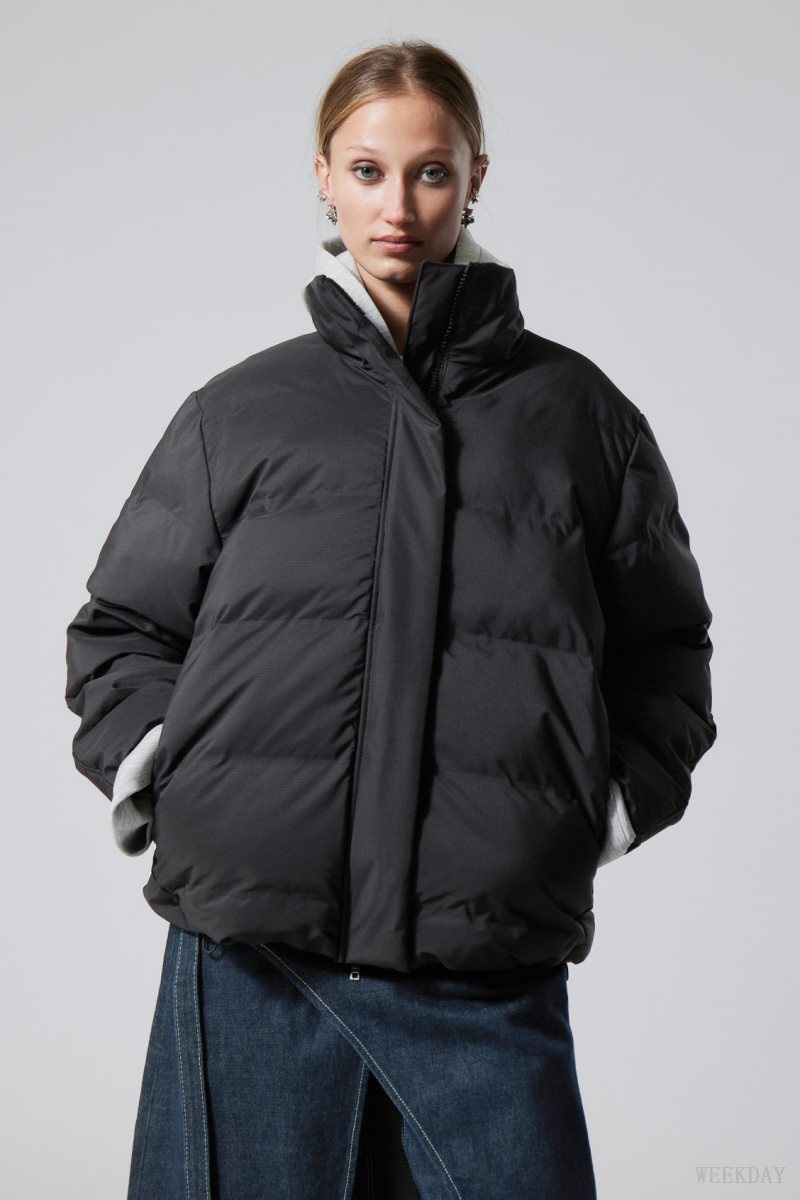 Weekday Xena Puffer Jacket Black | NVUW4798